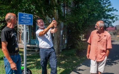 Jean Dujardin est passé ce matin au Village Emmaüs Lescar-Pau !